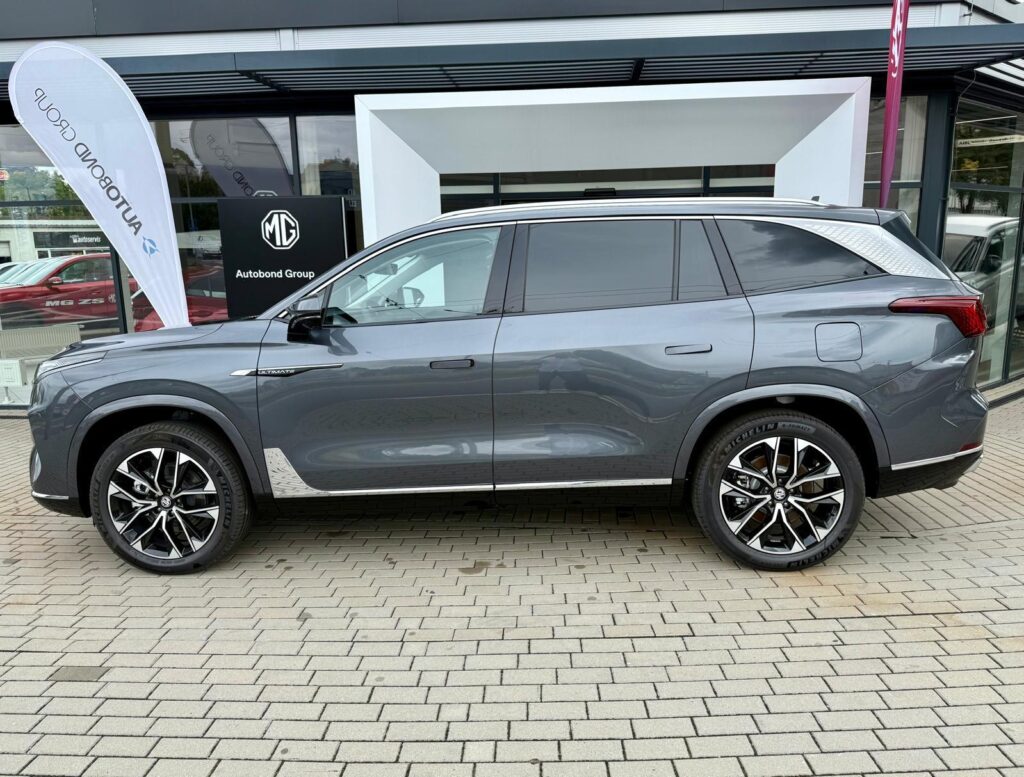 MG S9  PREMIUM 1.5TGI PHEV 220kW 1AT 4x2