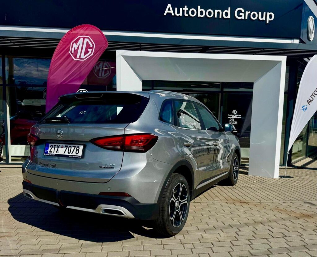 MG ZS  EMOTION Hybrid+ 145kW 4AT 4x2