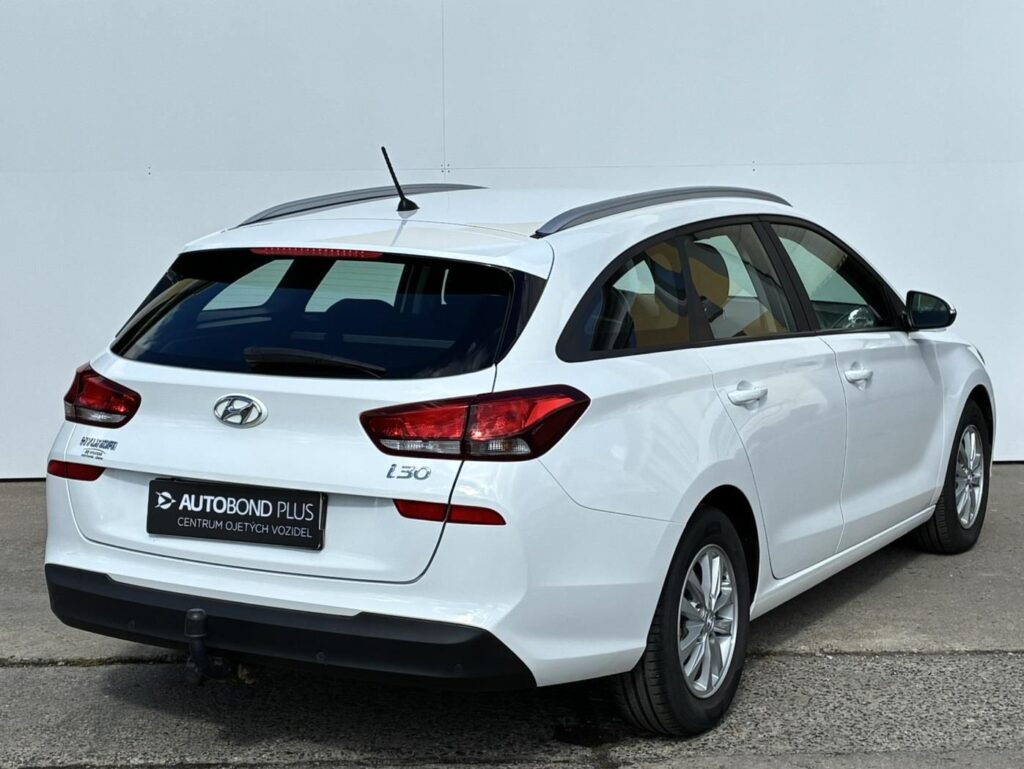 Hyundai i30  1-0 T-GDI 88kW Trikolor