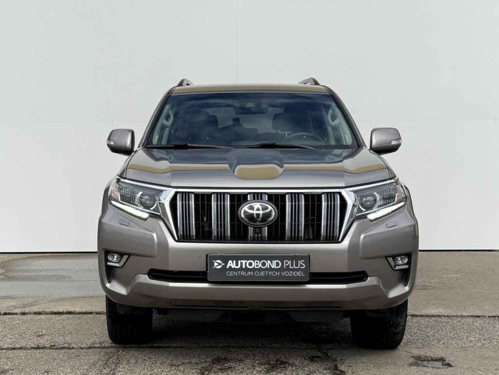 Toyota Land Cruiser  2.8 D-4D AT AWD 130 kW Executive