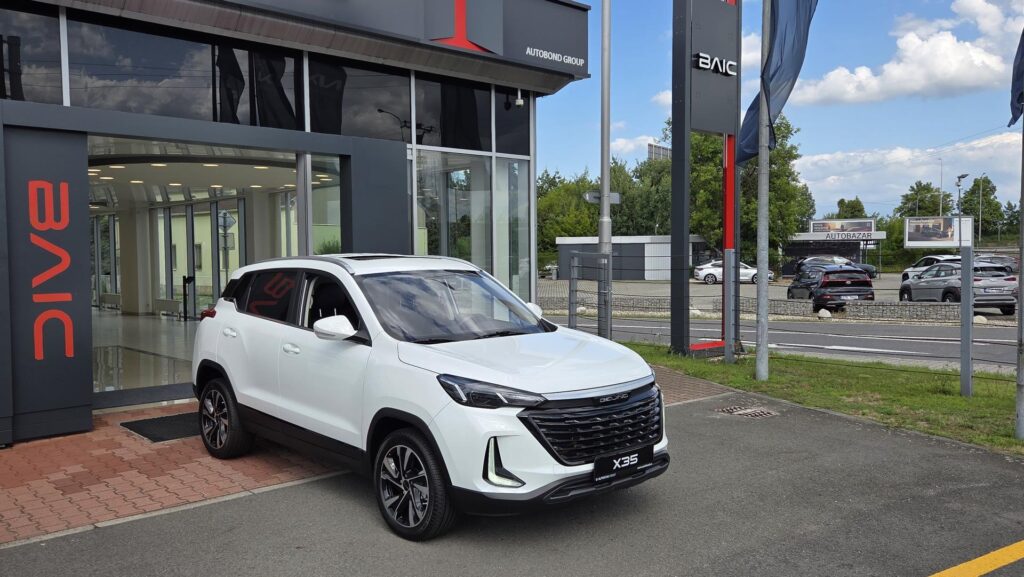 BAIC X35  1.5T 100kW 6MT 4x2 ALL IN