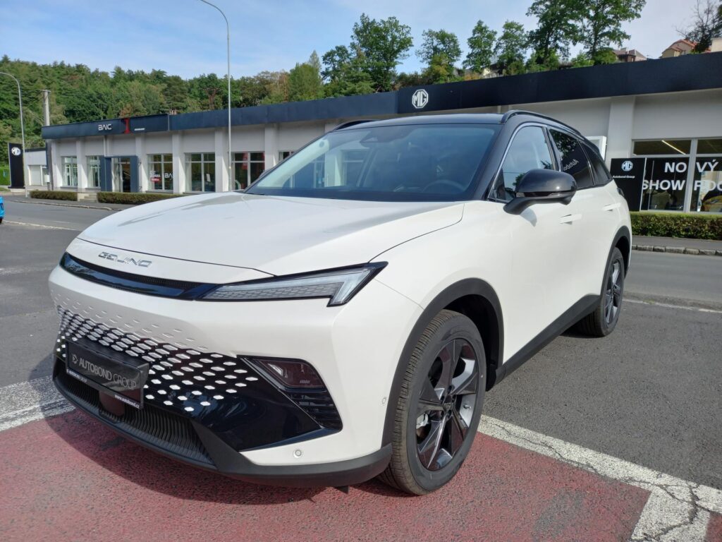 BAIC X55  ALL IN 1.5T 130kW 4×2 7DCT