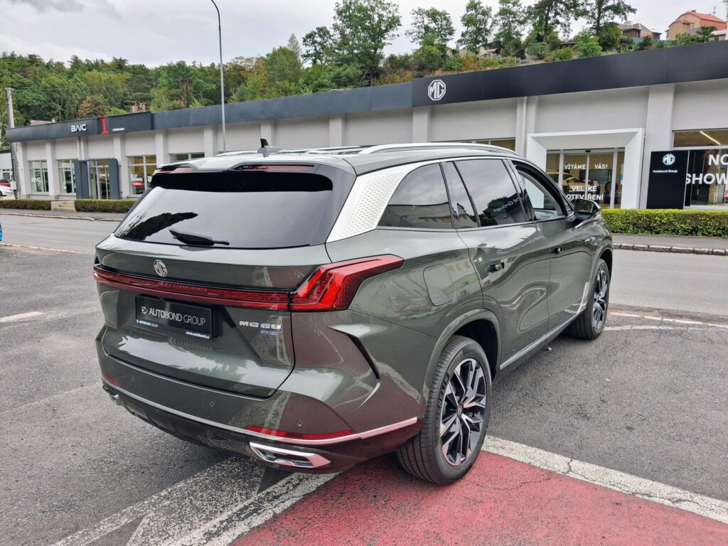 MG S9  PREMIUM 1.5TGI PHEV 220kW 1AT 4x2