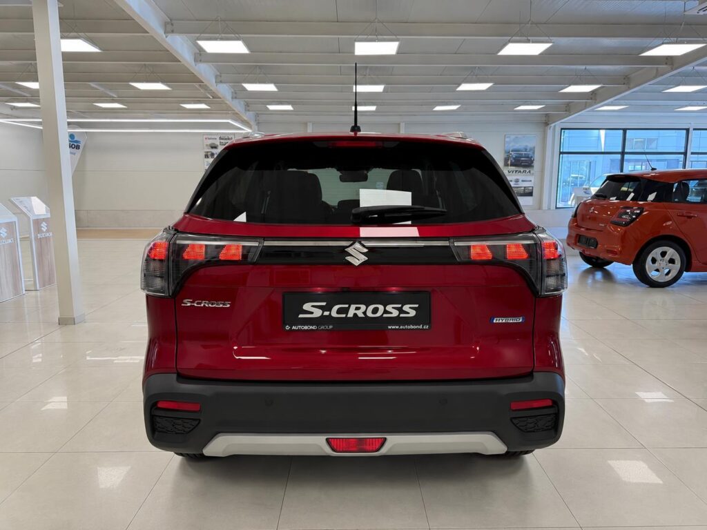 Suzuki S-Cross  PREMIUM 1,4  M/T 4x4