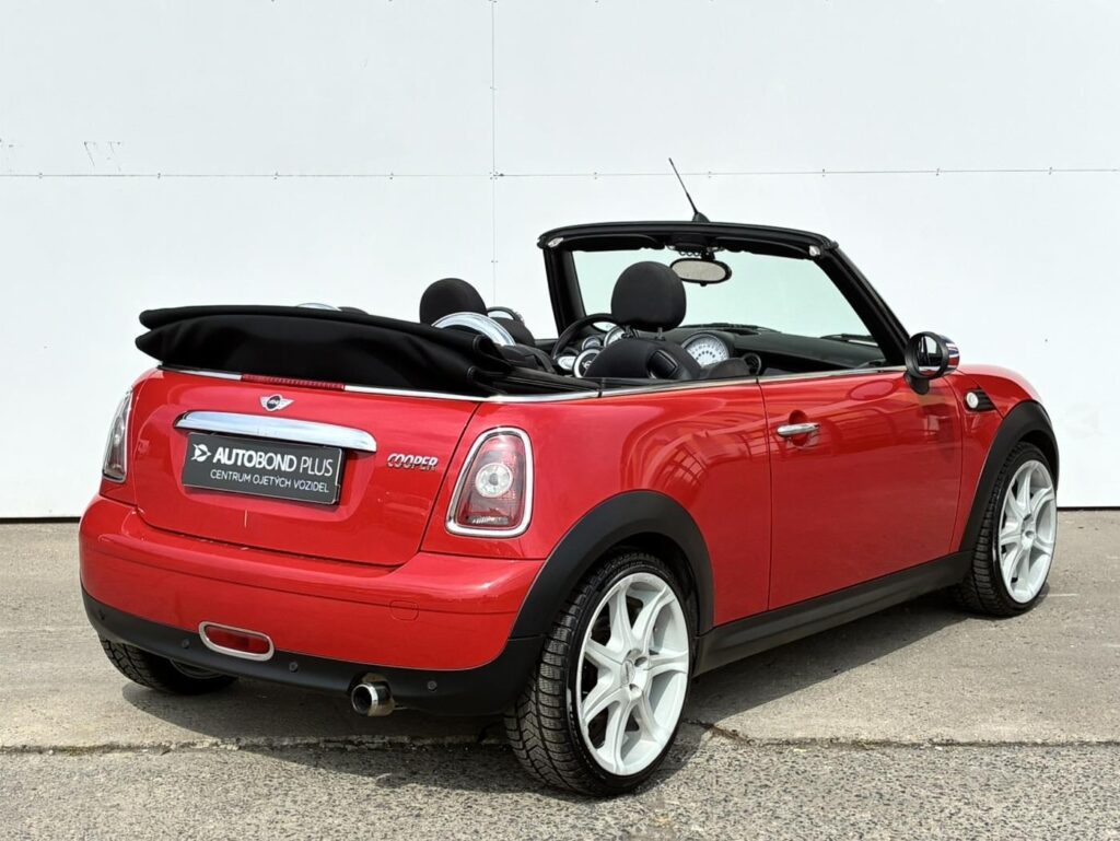 Mini Cooper  1.6i 88KW