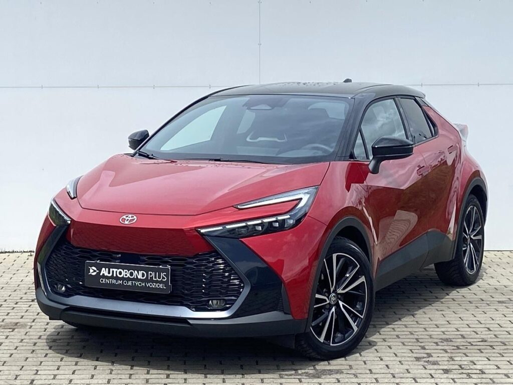 Toyota C-HR  2.0 PHEV 220k e-CVT Executive