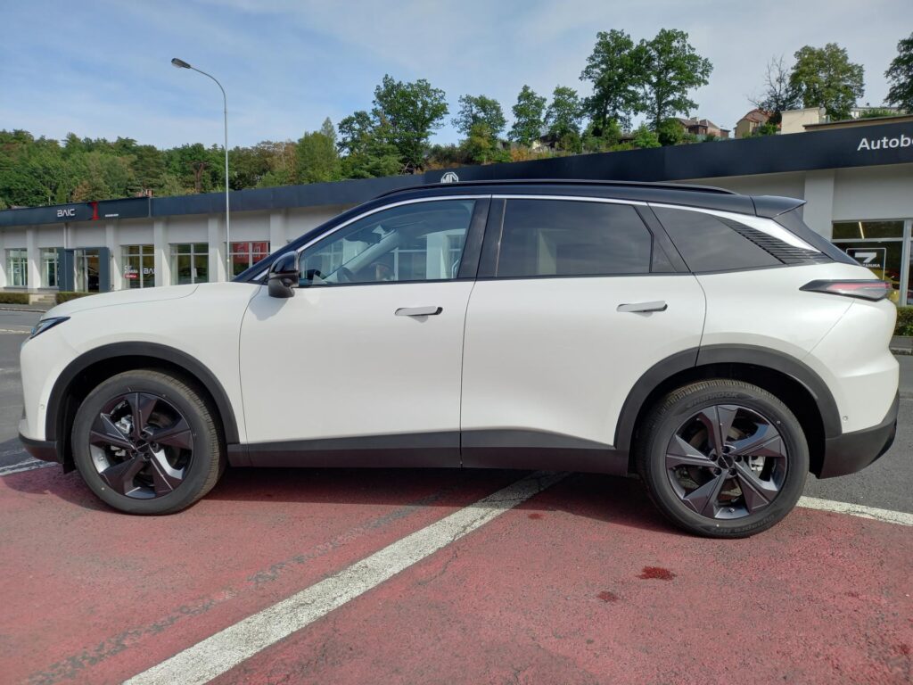 BAIC X55  ALL IN 1.5T 130kW 4×2 7DCT