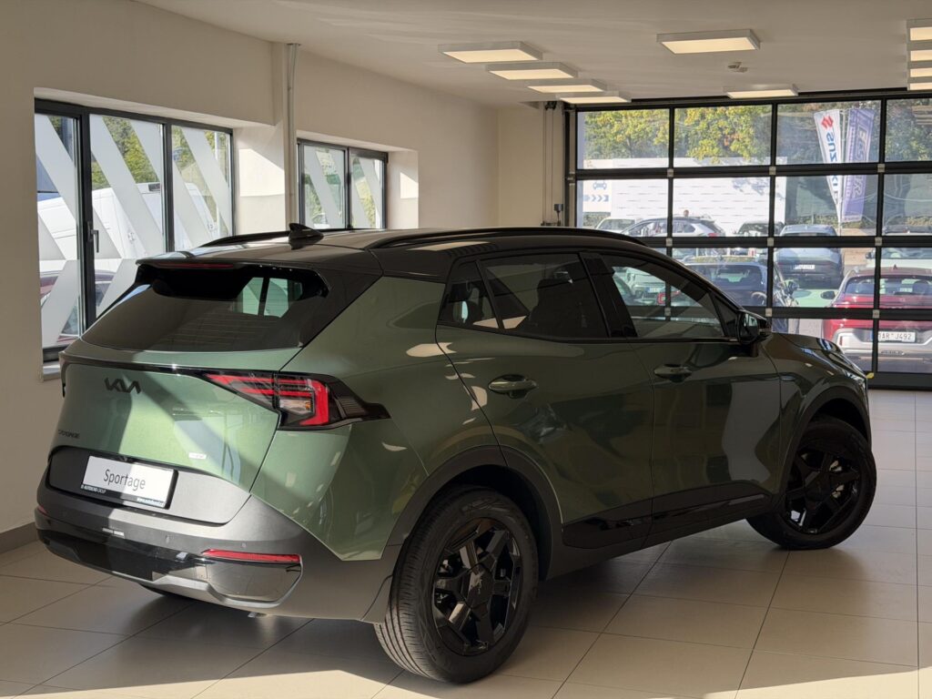 KIA Sportage  1,6 T-GDi HEV 4x2 6AT BLACK EDITION (2027)