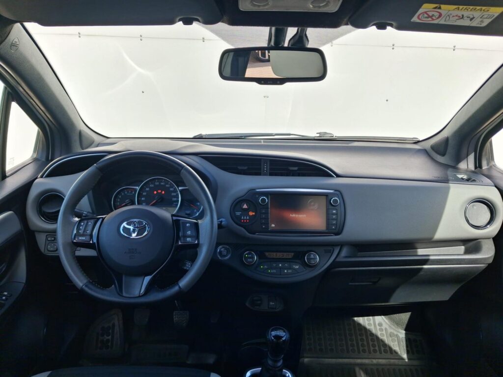 Toyota Yaris  1.3 VVT-i Selection Smart