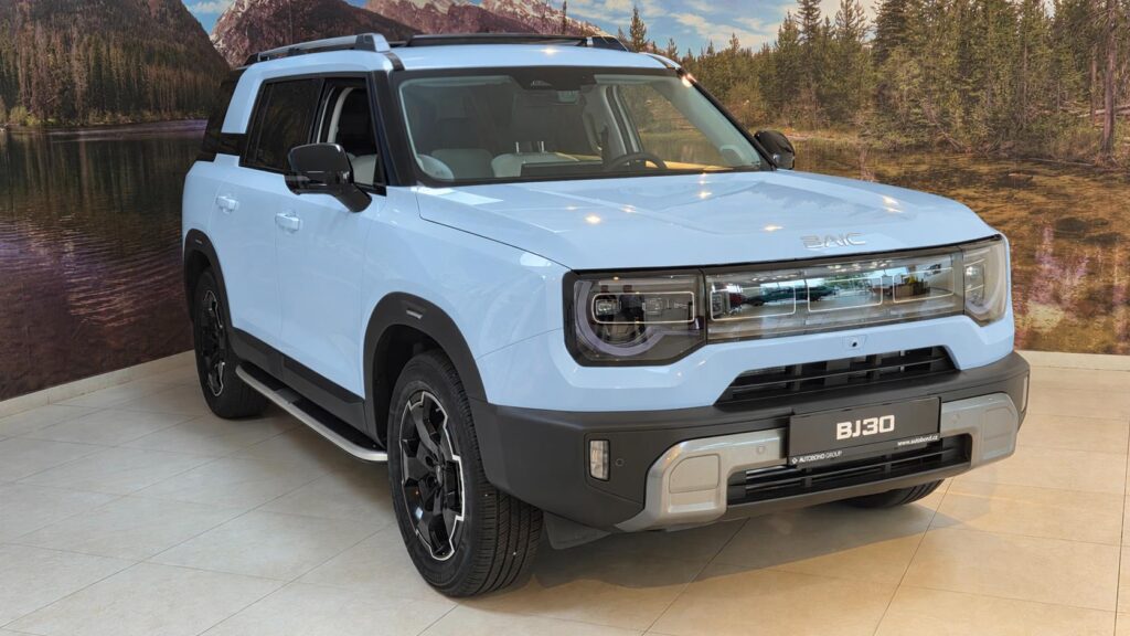 BAIC BJ30  HEV 1.5T 301kW 2DHT 4x4 ALL IN MY26