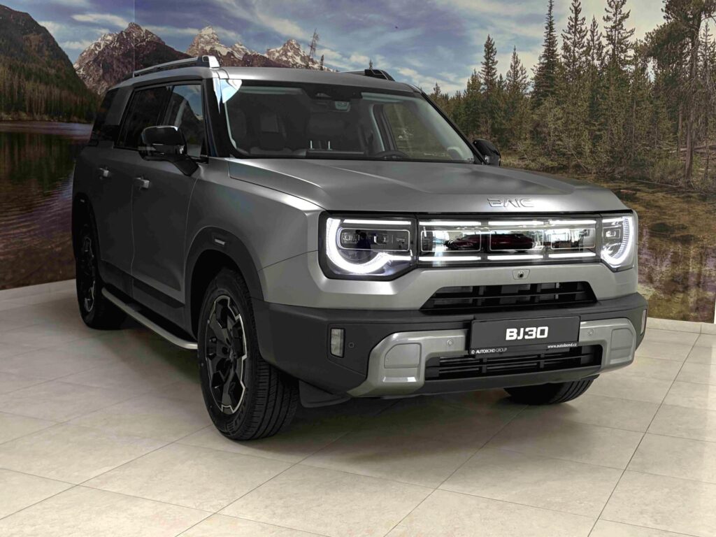 BAIC BJ30  HEV 1.5T 209kW 2DHT 4x4 ALL IN MY25