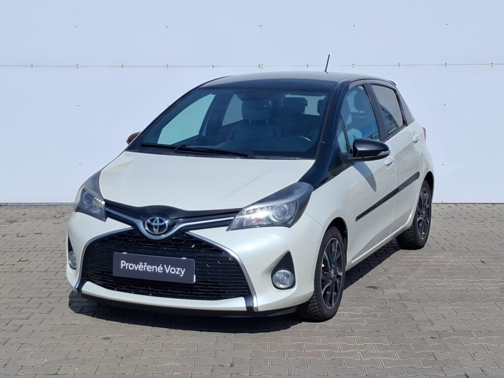 Toyota Yaris  1.3 VVT-i Selection Smart
