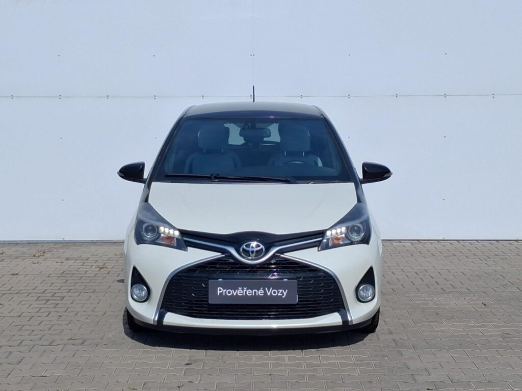 Toyota Yaris  1.3 VVT-i Selection Smart