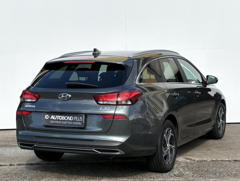 Hyundai i30  1.5 T-GDI 117kW Family SMART