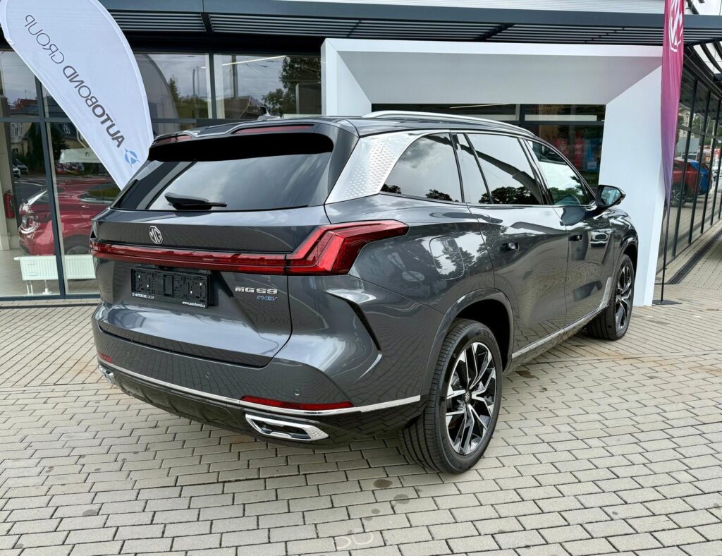MG S9  PREMIUM 1.5TGI PHEV 220kW 1AT 4x2
