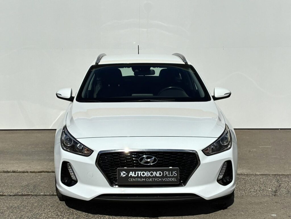 Hyundai i30  1-0 T-GDI 88kW Trikolor