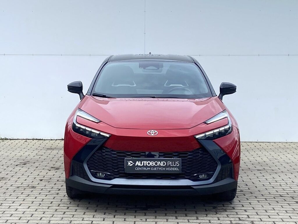 Toyota C-HR  2.0 PHEV 220k e-CVT Executive