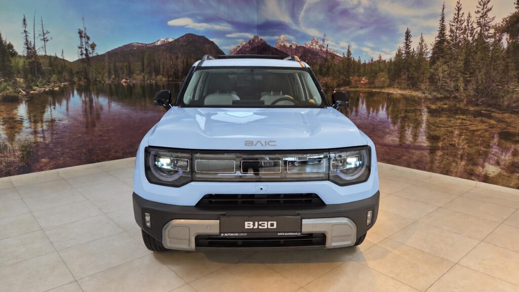 BAIC BJ30  HEV 1.5T 301kW 2DHT 4x4 ALL IN MY26