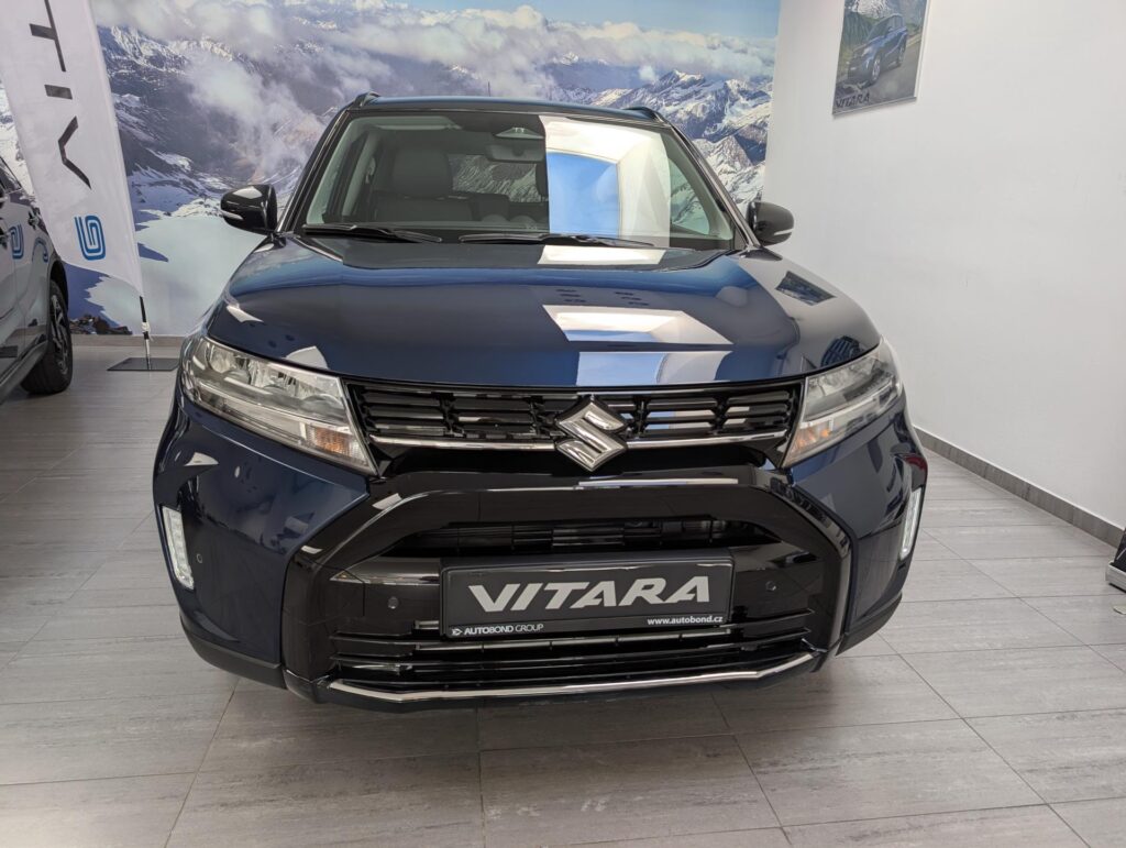 Suzuki Vitara  ELEGANCE 1.4 HYBRID M/T 4x4 BLACK EDITION (LIMITOVANÁ EDICE)