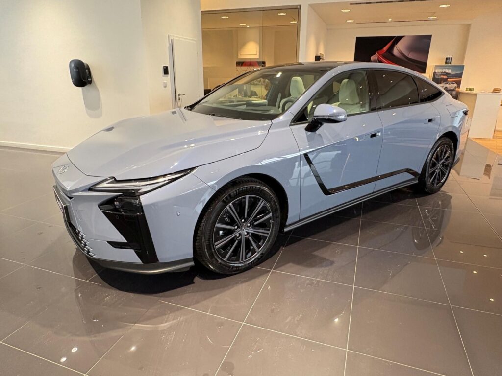 Lexus ES 300h  Prestige Top 4x4