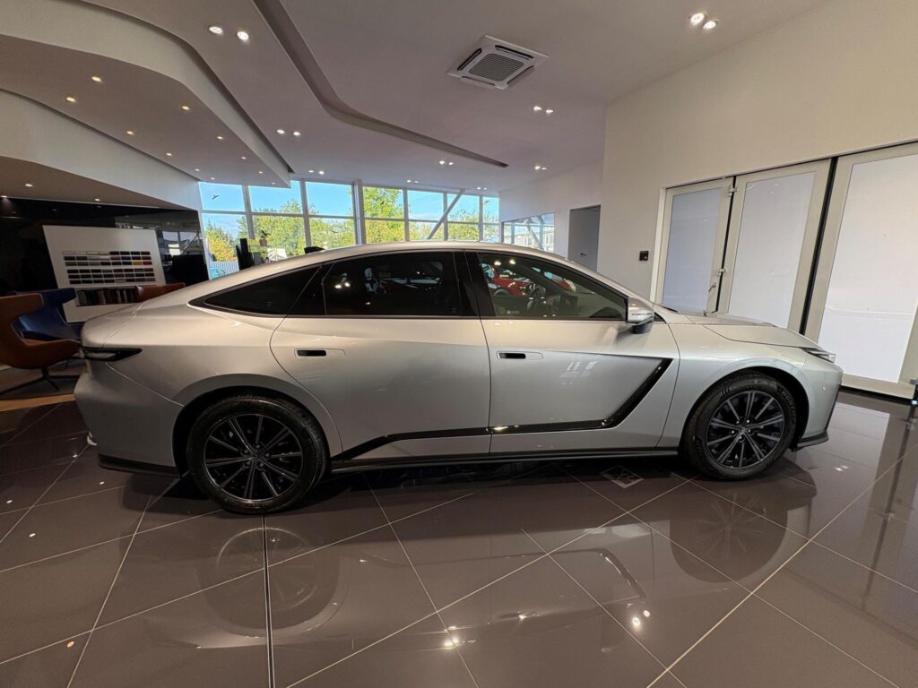 Lexus ES 300h  Prestige Top 4x4