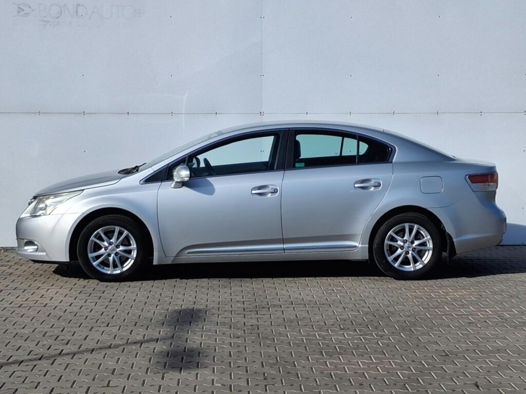 Toyota Avensis  1.8 Valvematic Business Navi