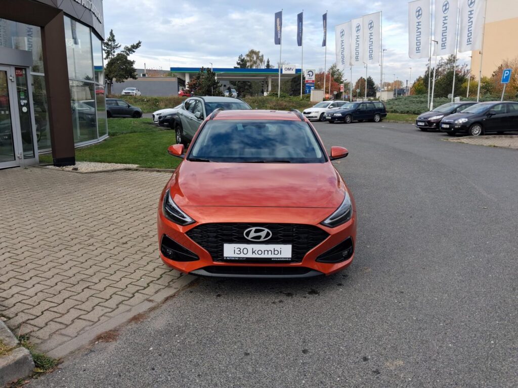 Hyundai i30  1.6 T-GDi 150k DCT GO Czech!