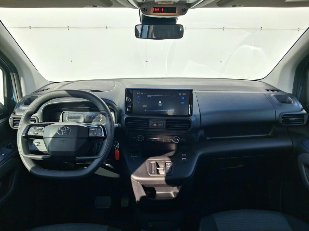 Toyota Proace City Verso  1.5 D-4D Business Long AT