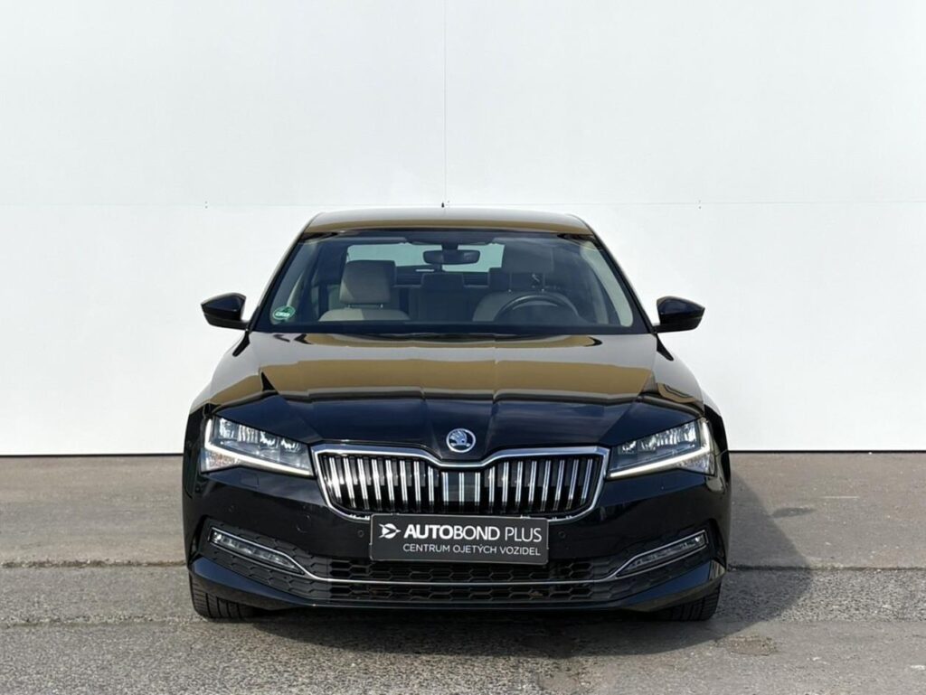 Škoda Superb  2.0 TDI 4x4 DSG / 147 kW Style Plus