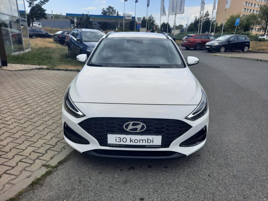 Hyundai i30  1.0 T-GDi 115k GO Czech!