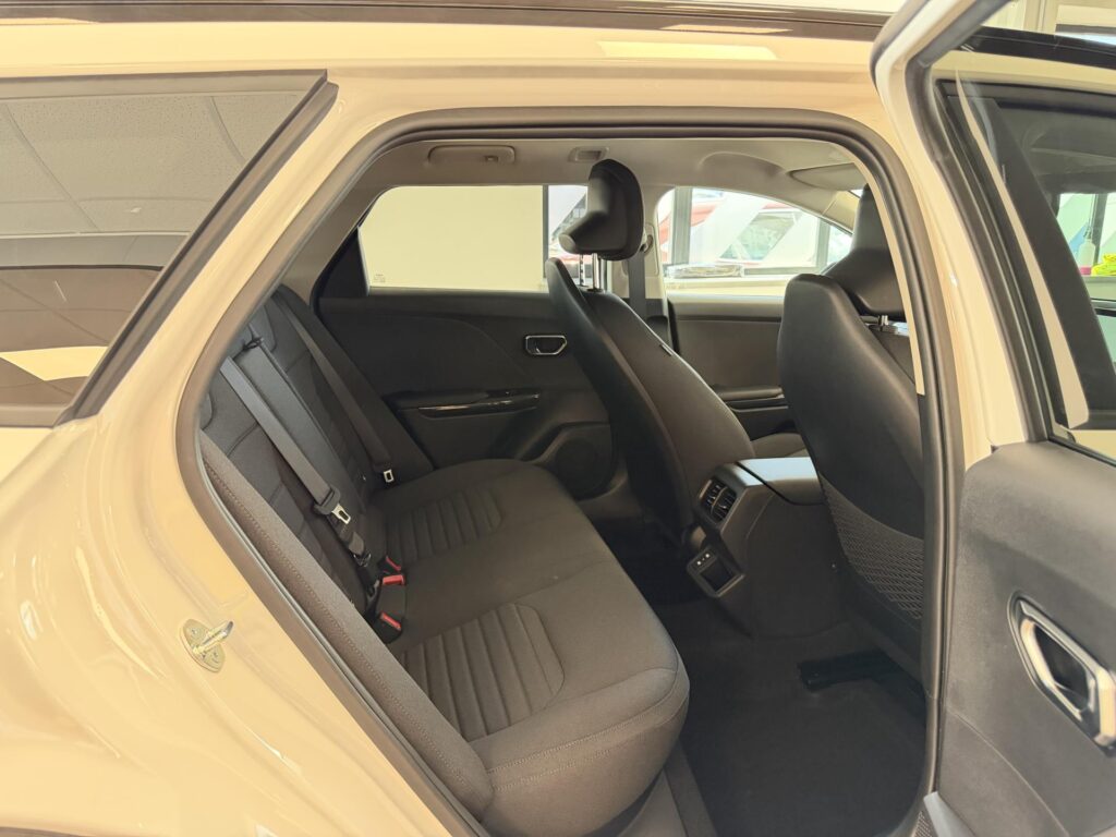 KIA K4  1,6 T-GDi GPF 7DCT EXCLUSIVE 110 KW (2026)