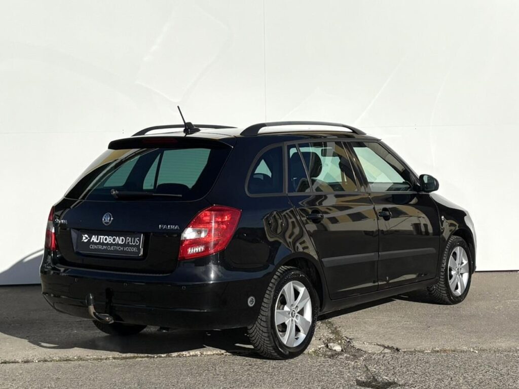 Škoda Fabia  1.2 TSI DSG / 77 kW Elegance