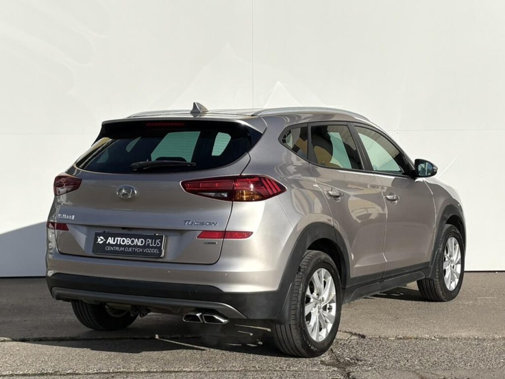 Hyundai Tucson  1.6 T-GDi 130KW AWD Trikolor
