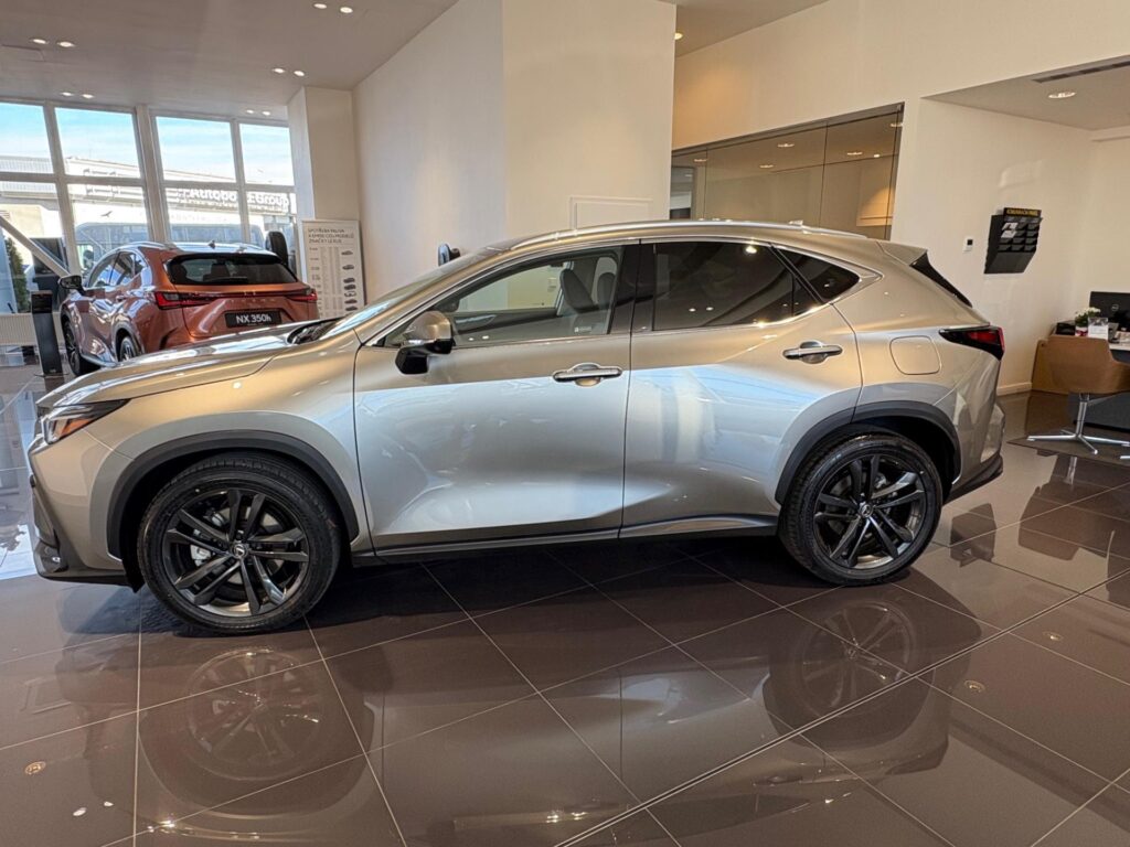 Lexus NX 350h  Executive Top 4x4