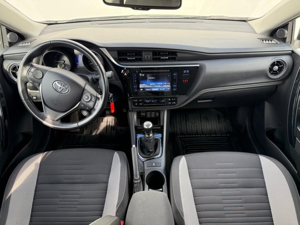 Toyota Auris  1.6 Valvematic Active Trend