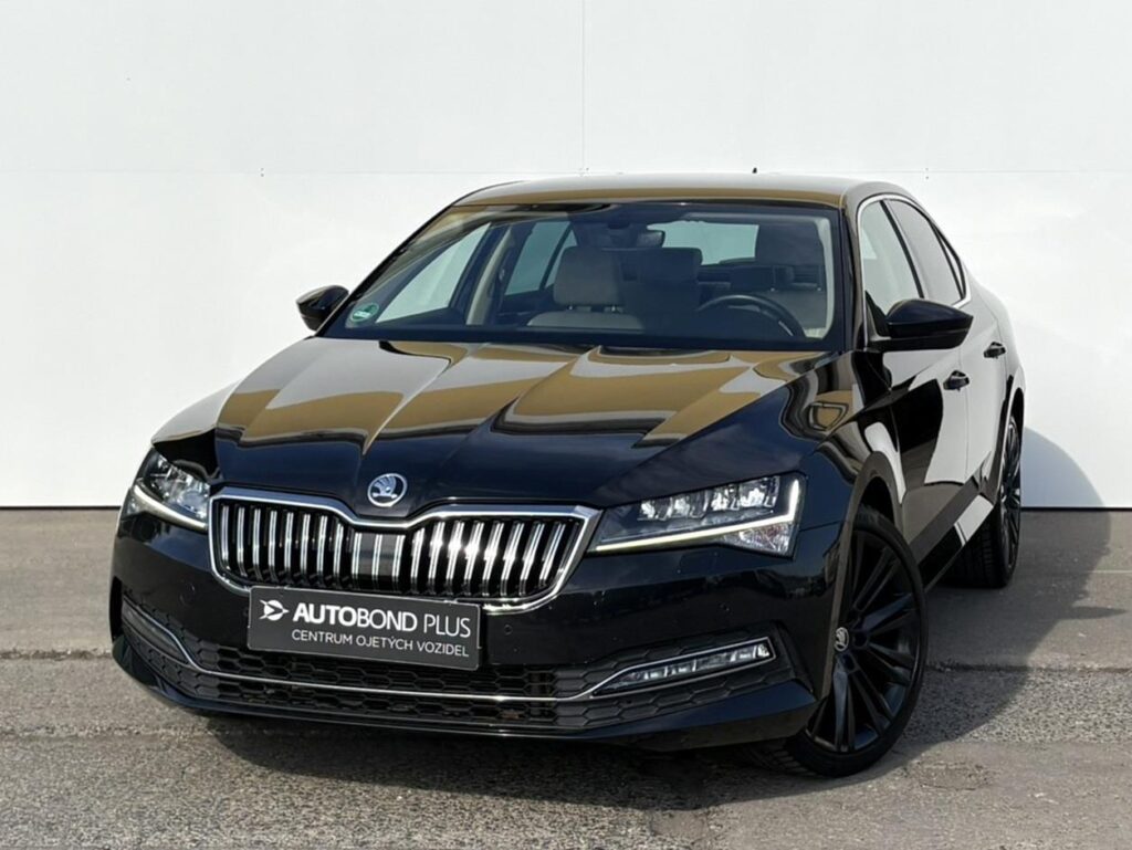 Škoda Superb  2.0 TDI 4x4 DSG / 147 kW Style Plus