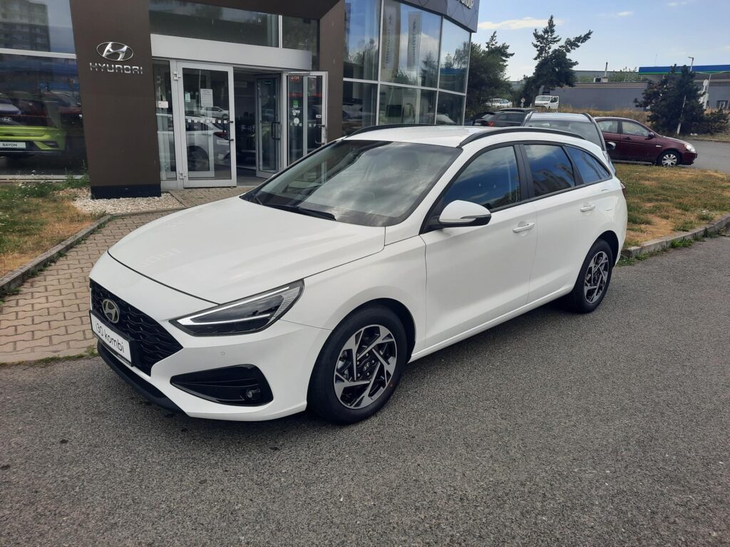 Hyundai i30  1.0 T-GDi 115k GO Czech!