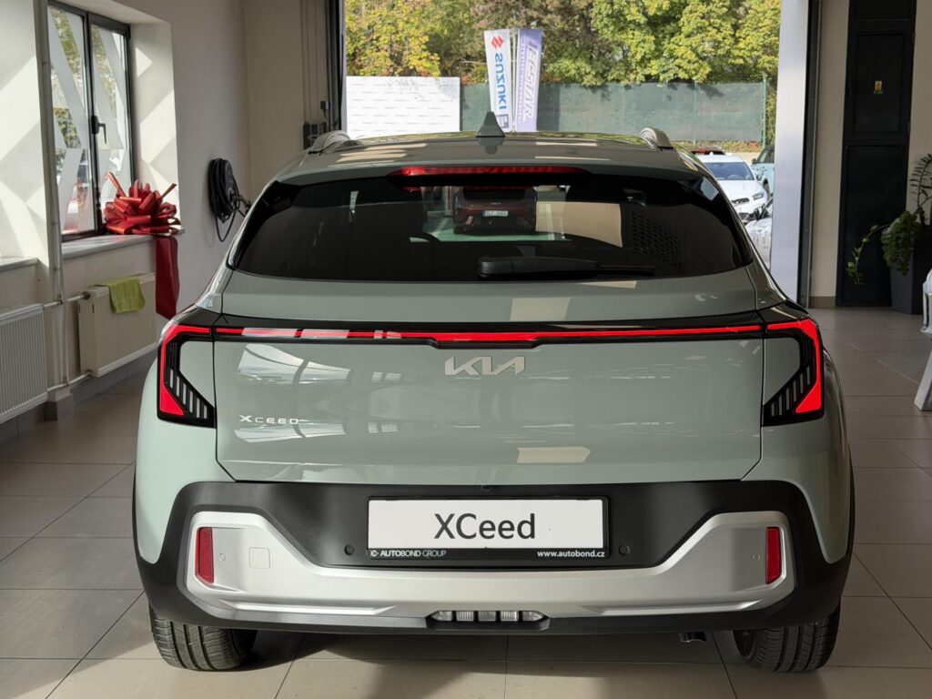 KIA XCeed  1,6 T-GDi GPF 7DCT EXCLUSIVE 110 KW