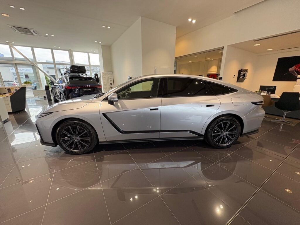 Lexus ES 300h  Prestige Top 4x4