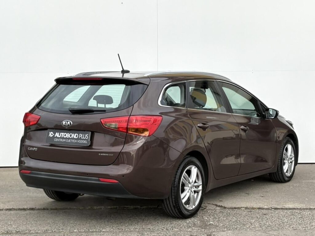 KIA Ceed  1.6 GDi 99kW Exclusive
