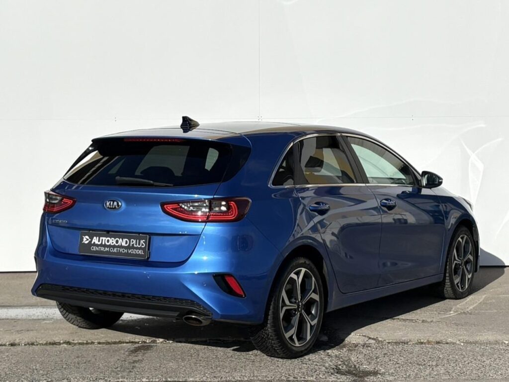 KIA Ceed  1.4 T-GDI 103kW DCT Platinum Ed.