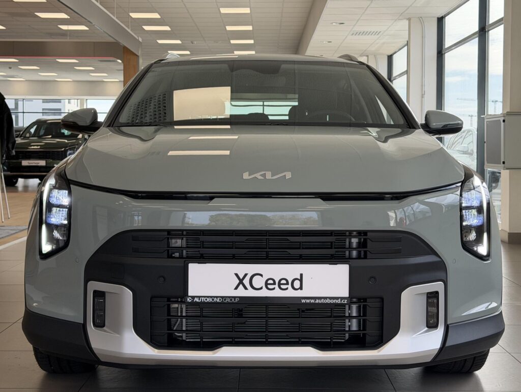 KIA XCeed  1,6 T-GDi GPF 7DCT EXCLUSIVE 110 KW