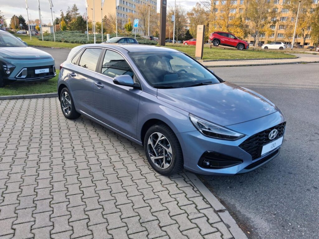 Hyundai i30  1.0 T-GDi 115k GO Czech!