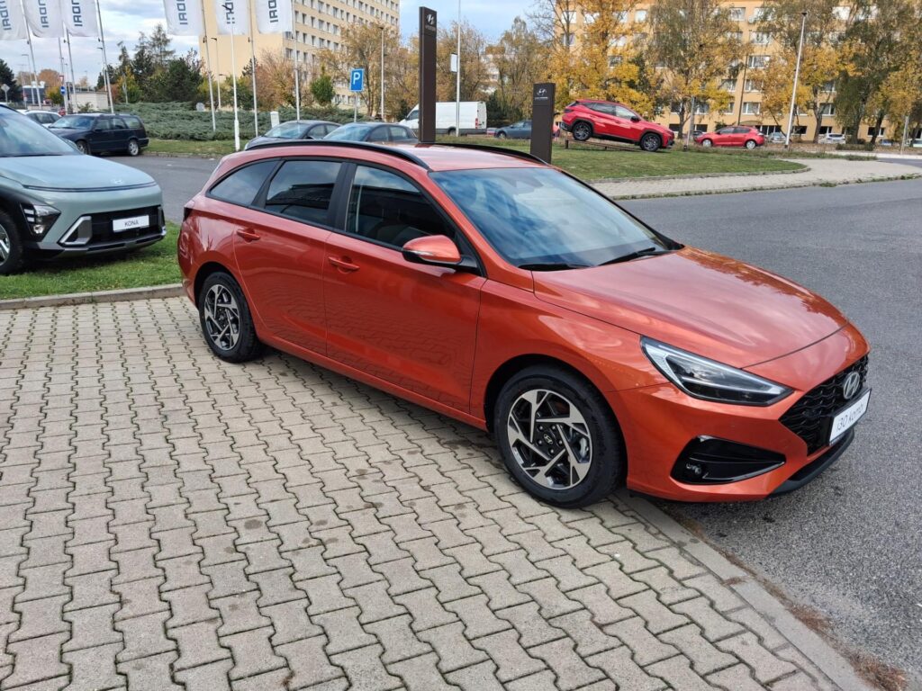 Hyundai i30  1.6 T-GDi 150k DCT GO Czech!