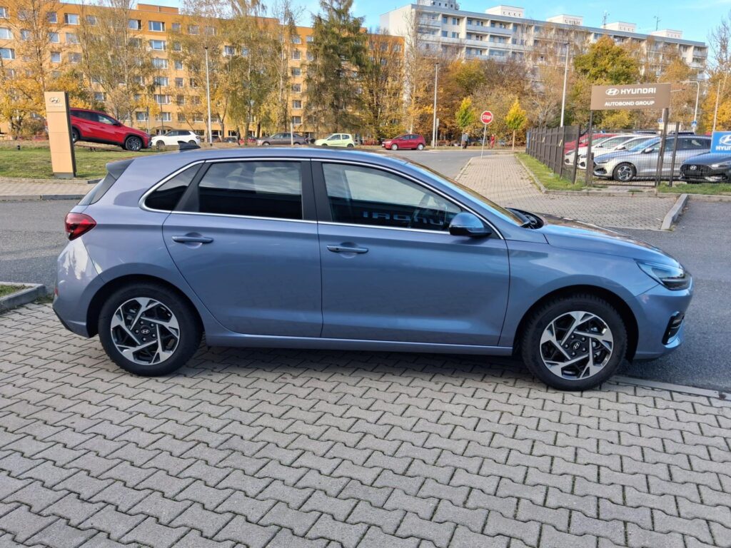 Hyundai i30  1.0 T-GDi 115k GO Czech!
