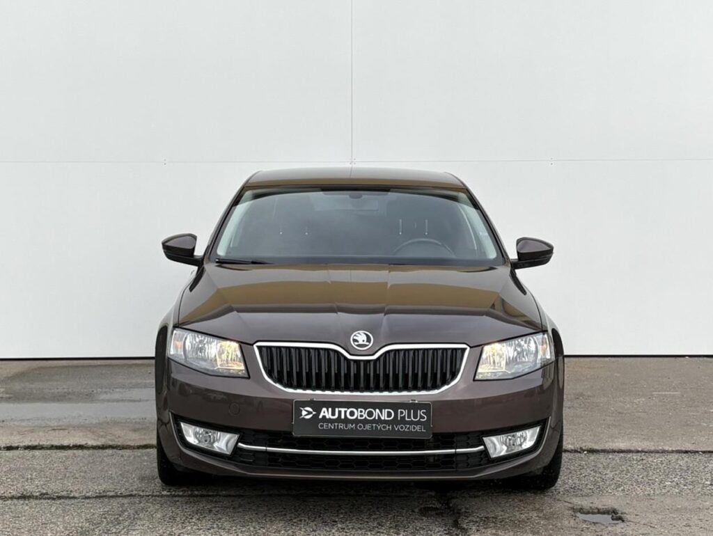 Škoda Octavia  1.4 TSI DSG / 103 kW Elegance