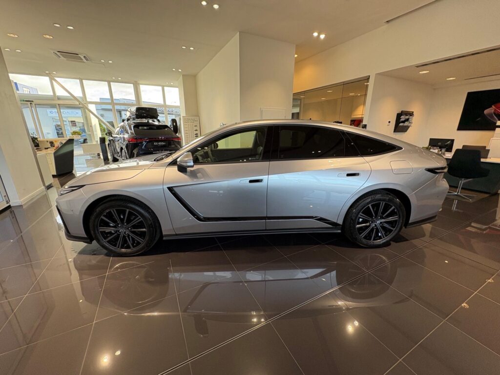 Lexus ES 300h  Prestige Top 4x4