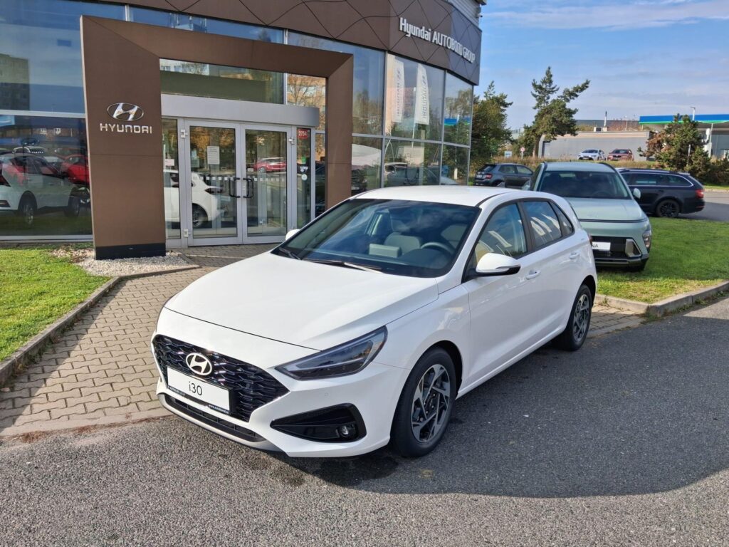 Hyundai i30  1.0 T-GDi 115k GO Czech!