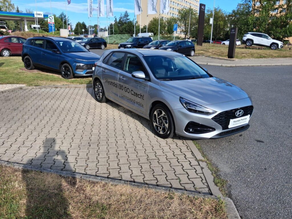 Hyundai i30  1,0 T-GDi 115k GO Czech!
